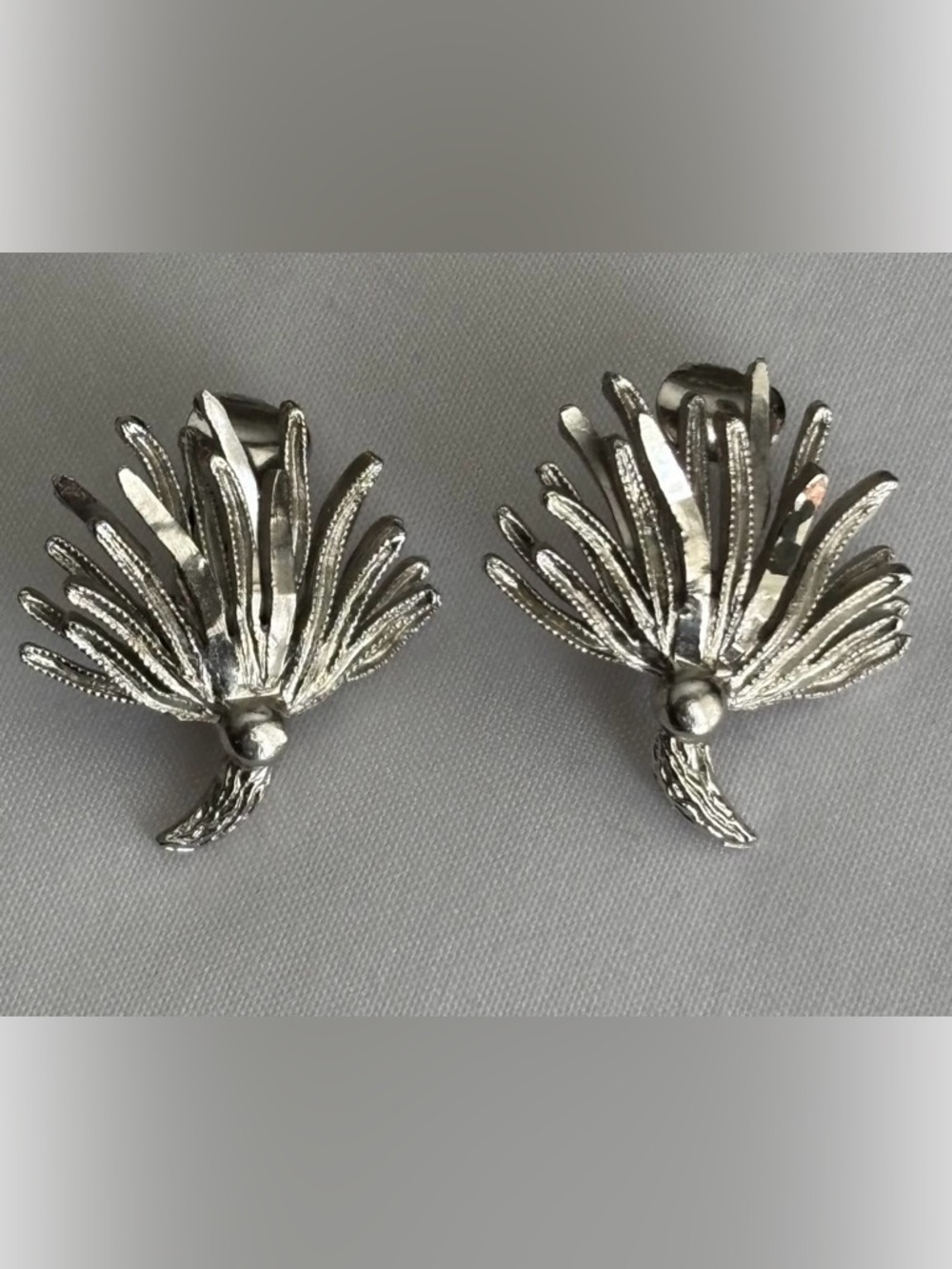Coro Clip On Earrings Silver Tone Feather Fan Vintage Signed